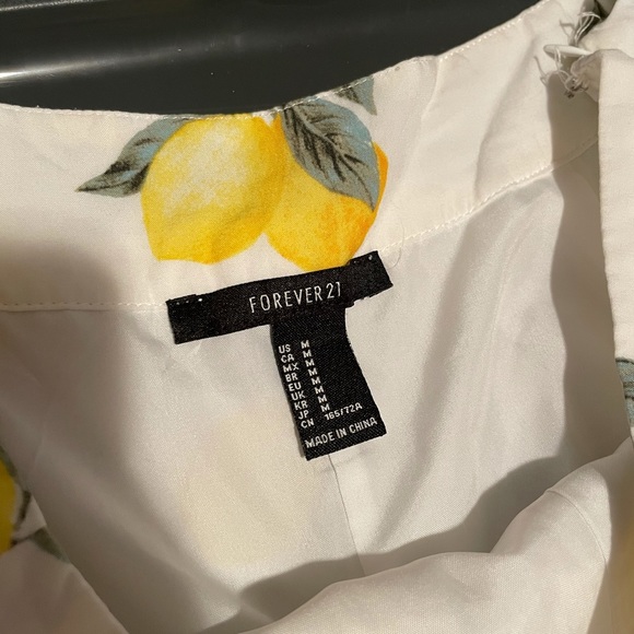Soft Lemon print shorts - Picture 3 of 5